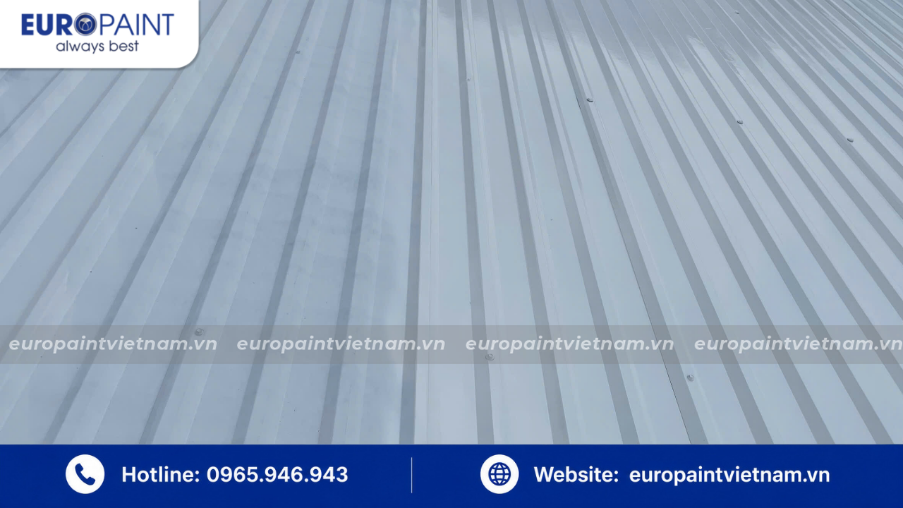 Kết quả trước và sau khi xử lý chống nóng mái tôn nhà xưởng bằng Euro Polymers PU 600