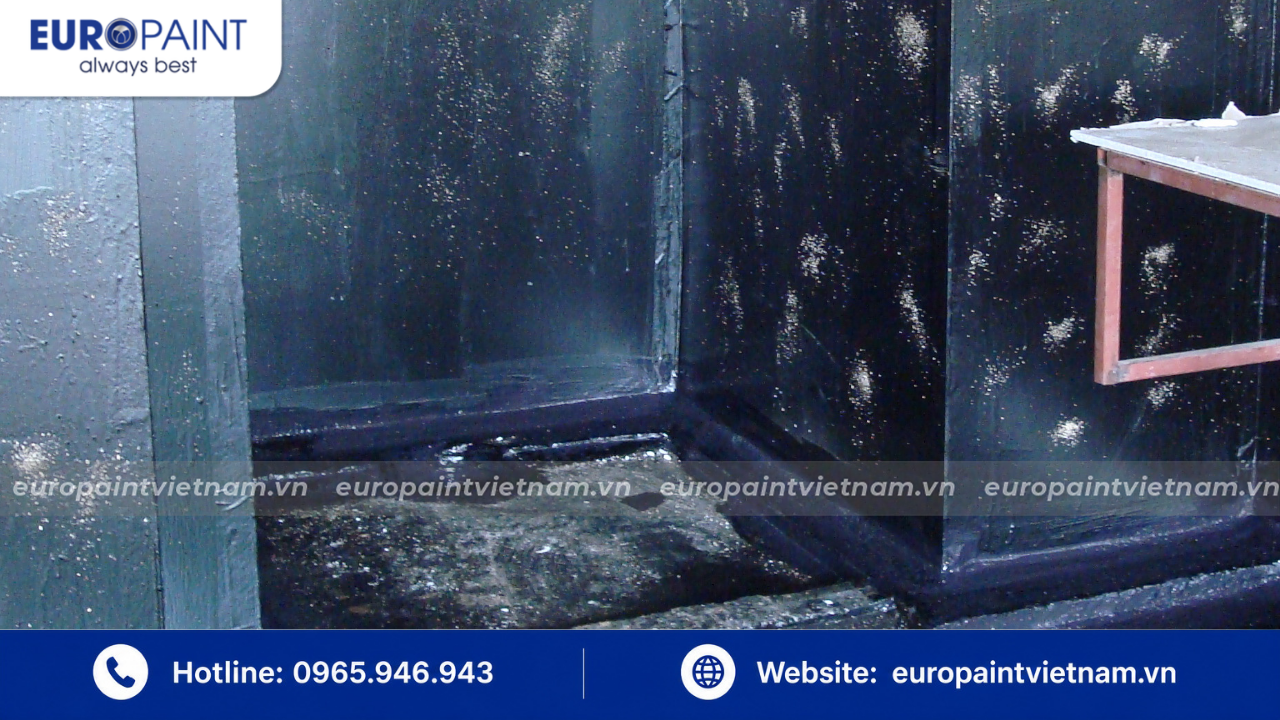 Đội ngũ kỹ sư Euro Paint tư vấn giải pháp chống thấm nhà vệ sinh tại công trình thực tế